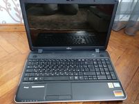 Ноутбук Fujitsu Lifebook AH512