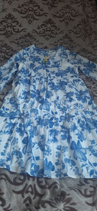 Жіноче плаття міді нове 44-48р