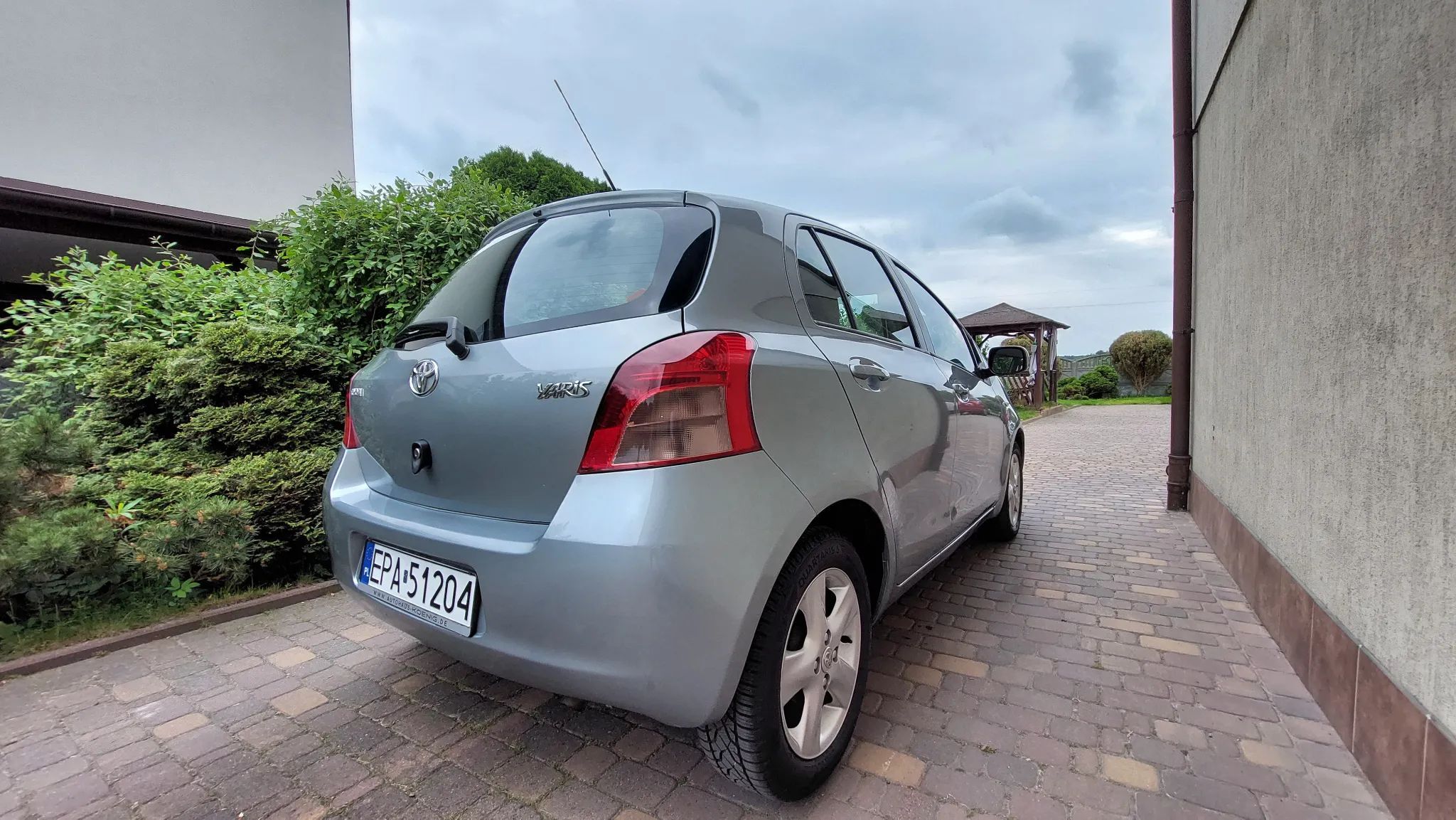 Toyota Yaris 1.3i 87KM Automat SOL Klima Z_Niemiec_Zarejestrowany_W_Polsce