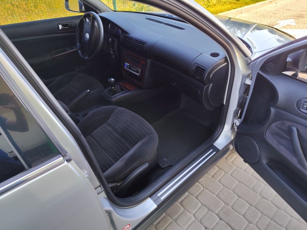 Volkswagen Universal B5