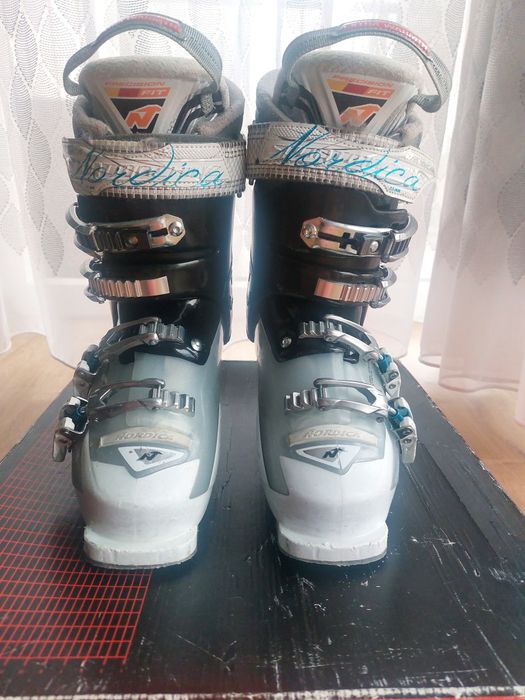 Nordica Sport Machine 85 W flex