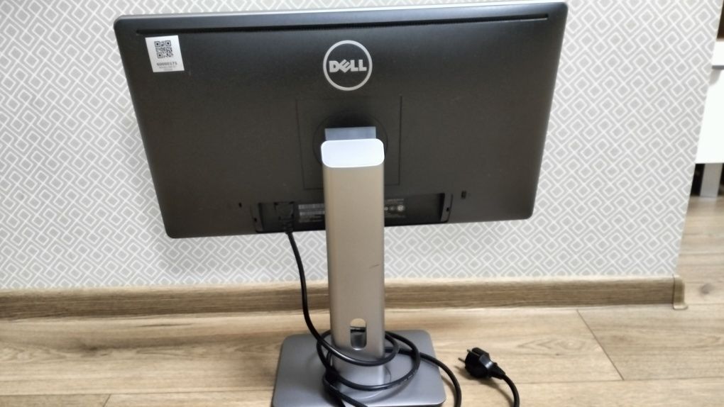 Монітор Dell 22  P2214H