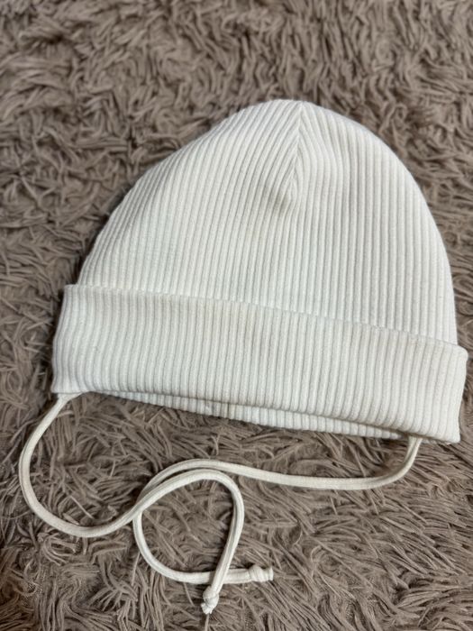 Шапка на дівчинку