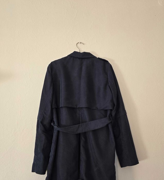 Płaszcz trencz modstöm skandynawska marka