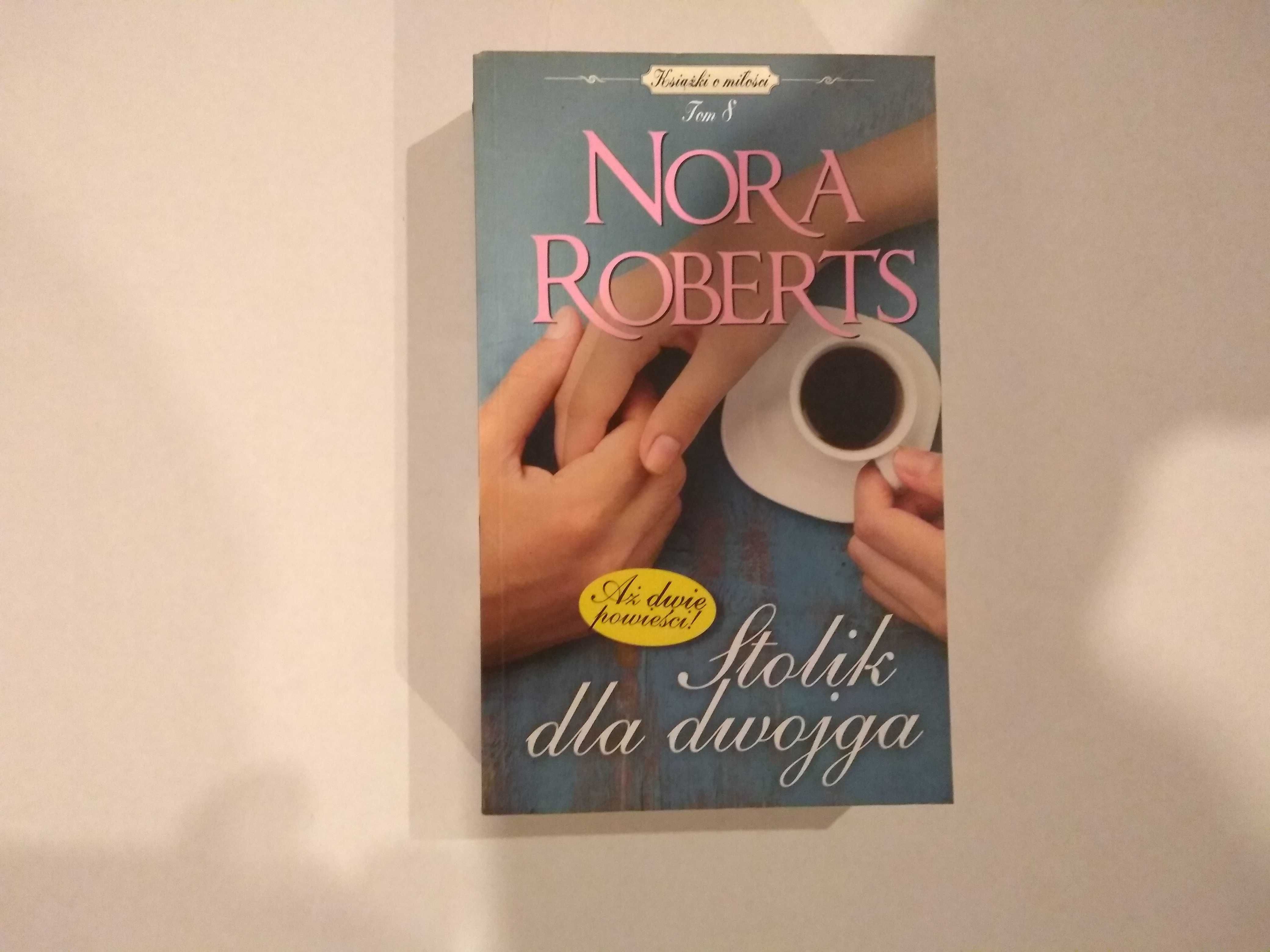 Dobra zmiana - Stolik dla dwojga Nora Roberts