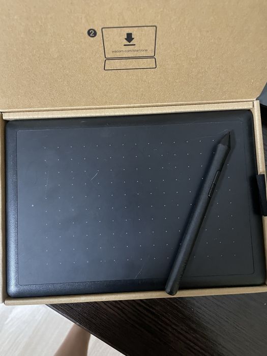 Графічний планшет ваком wacom
