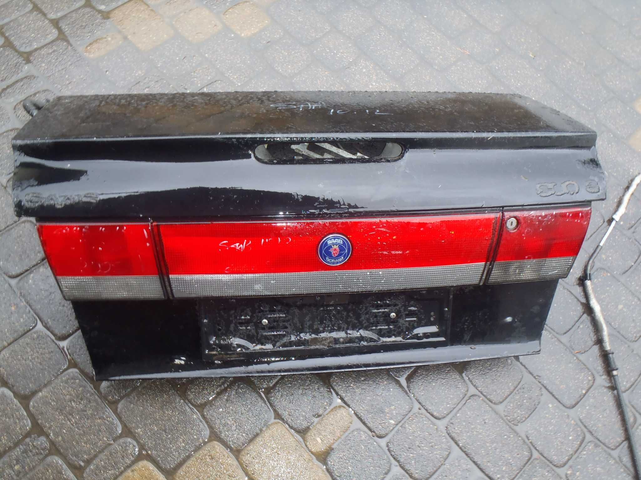 klapa tylna lampa zamek saab 900 cabrio  bez rdzy