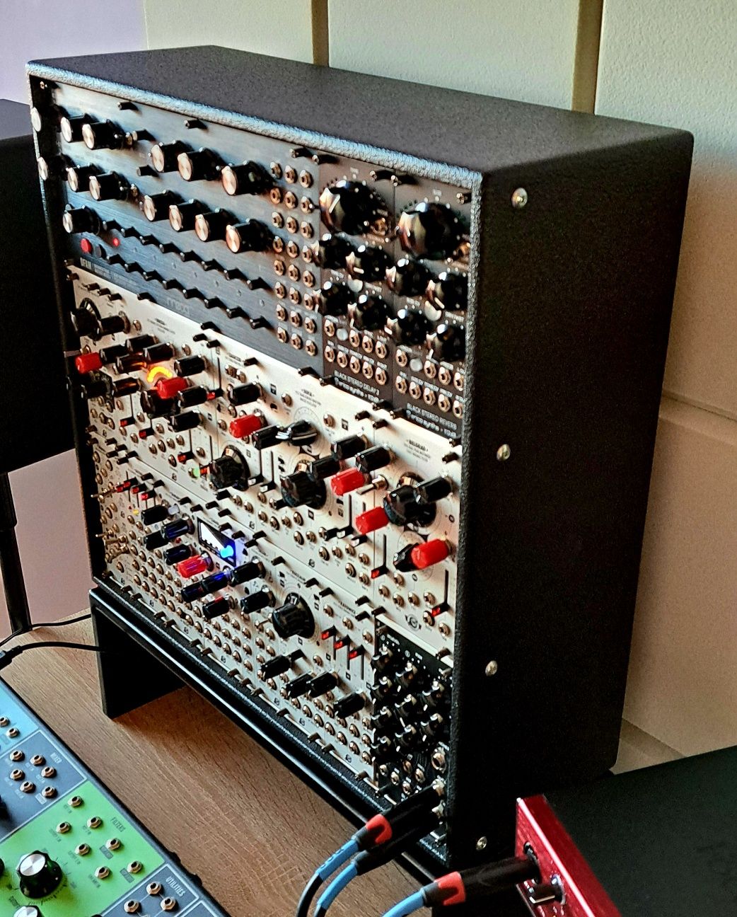 Skrzynia Eurorack - Doepfer A-100LC9v VE PSU3