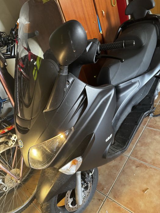 moto como nova  piaggio