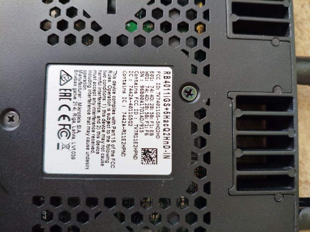 Router MIKROTIK RB4011iGS + 5Hac  Q2HnD-IN - stan idealny