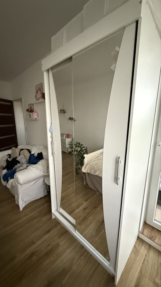 Szafa przesuwna z lustrem biała