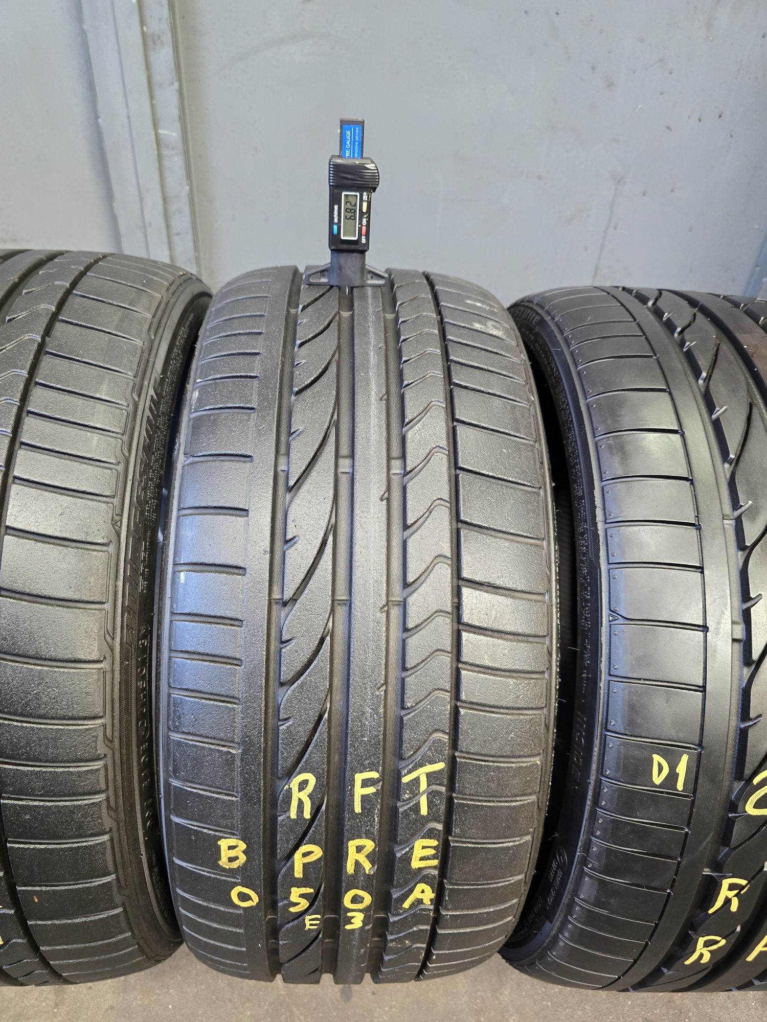 Conjunto 225/35R19 + 255/30R19 Runflat