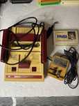 Konsola Nintendo Famicom / jak Pegasus - oryginał z japonii z grą