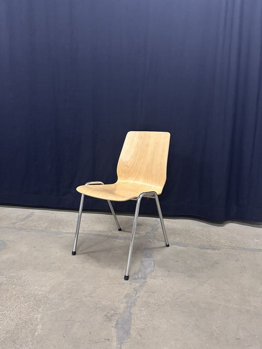 Оренда крісел стільців для конференції