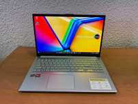 Asus VivoBook 15 ,Ryzen , 16GB RAM, 512GB SSD,