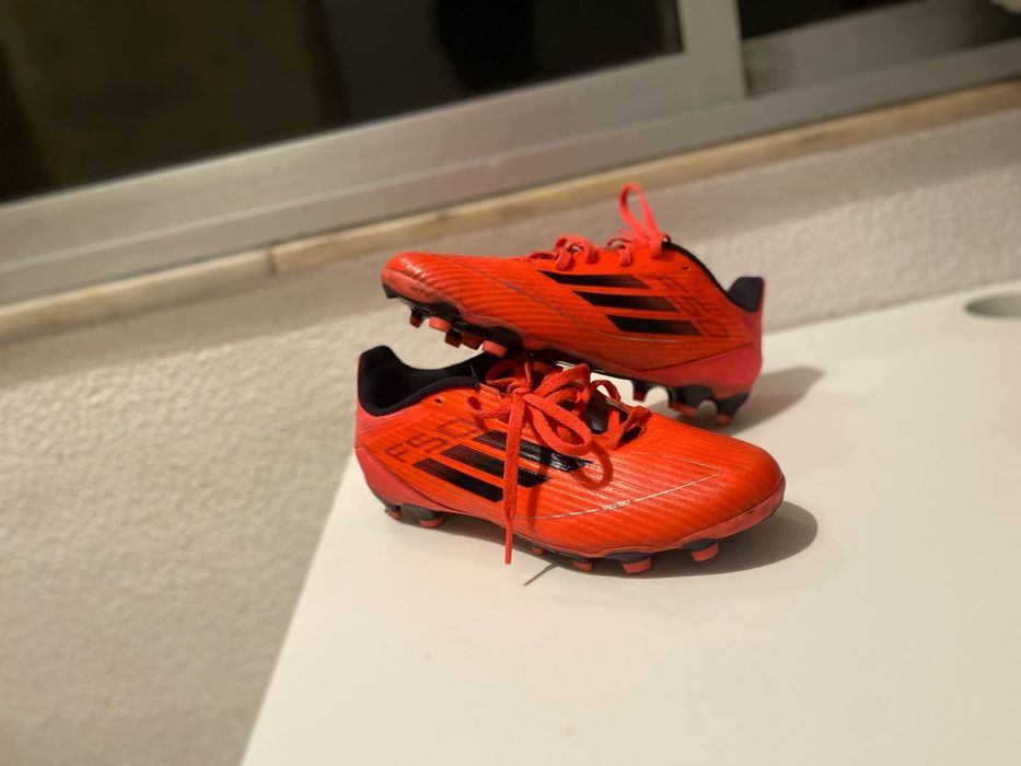 Chuteiras  Adidas f50