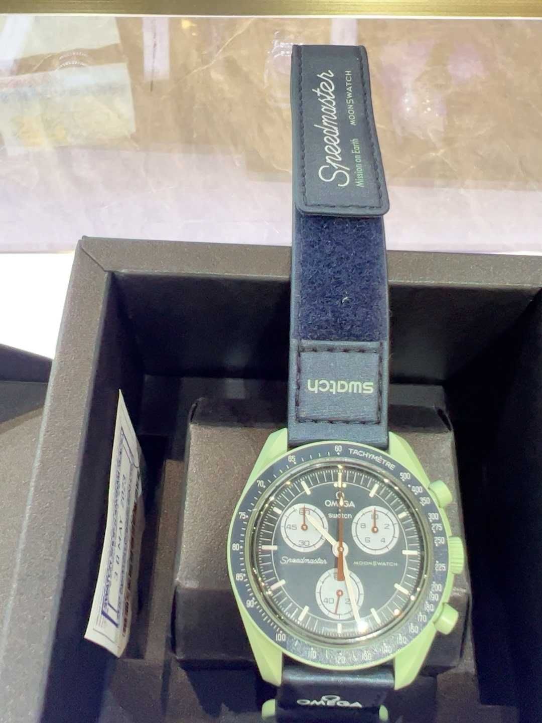 Omega x Swatch - Moonswatch - Misja na Ziemię- SO33G100 280