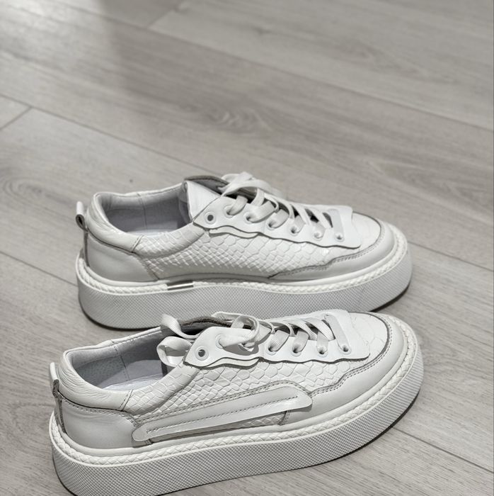 Кеди шкіряні, натуральна шкіра 37