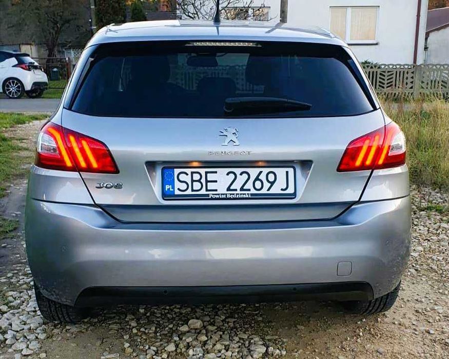 Peugeot 308 1.6 Diesel 2017r PDC Stan Bardzo Dobry Niski przebieg