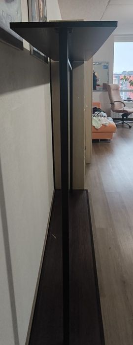 Вішалка для одягу / верхнього одягу стелаж