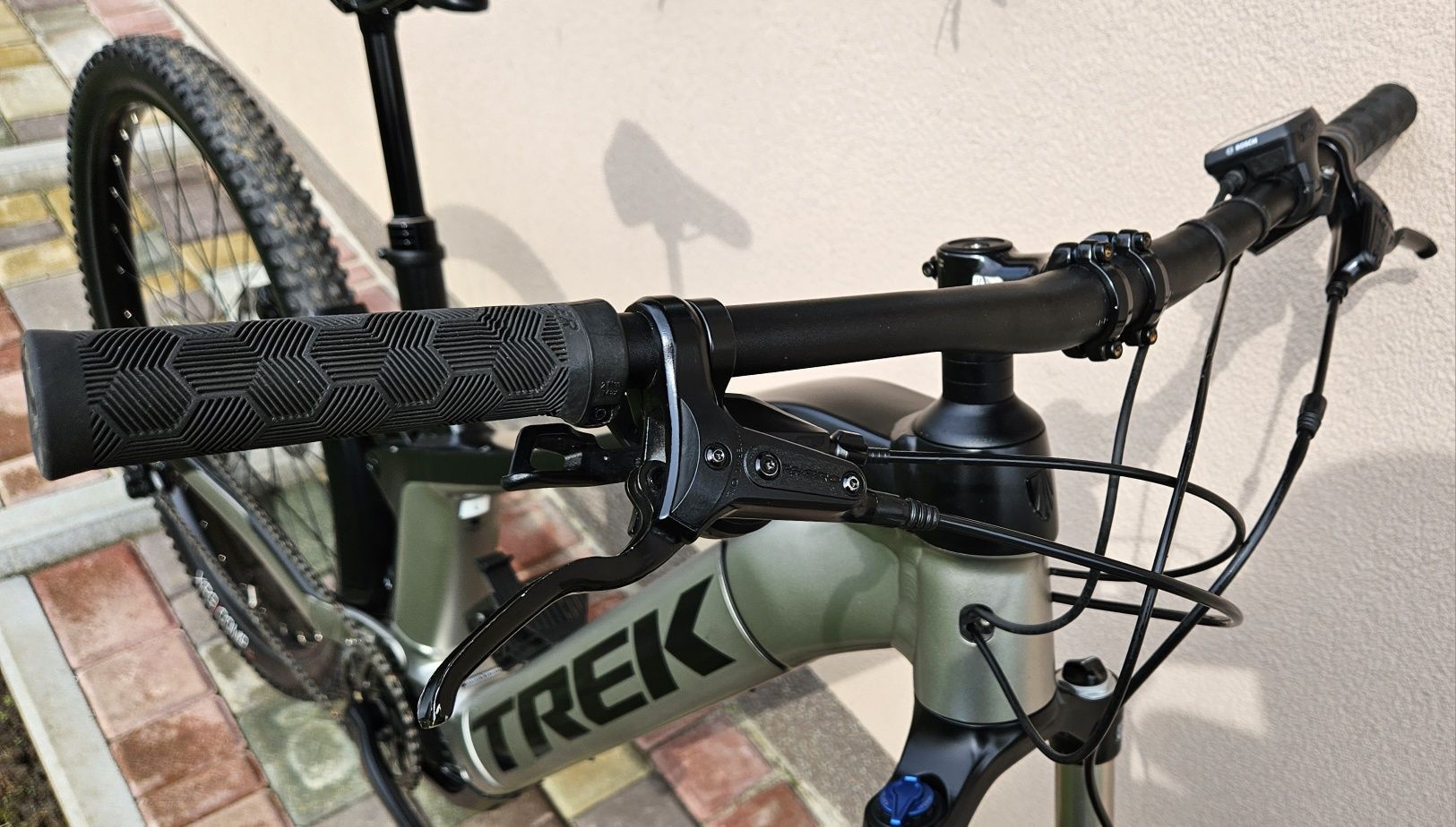Trek Powerfly 4 PowerTube 625| 2021 рік. L.