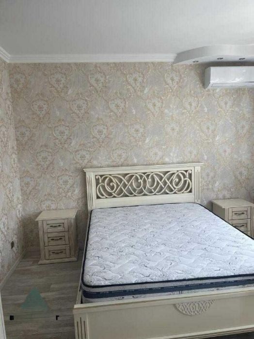 Простора та світла 3-кімнатна квартира 75 м² Урлівська 23-В