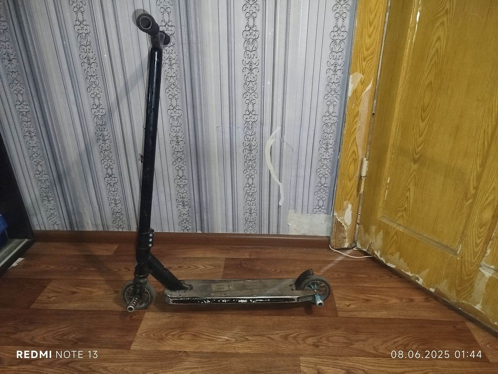 Продам трюковой самокат
