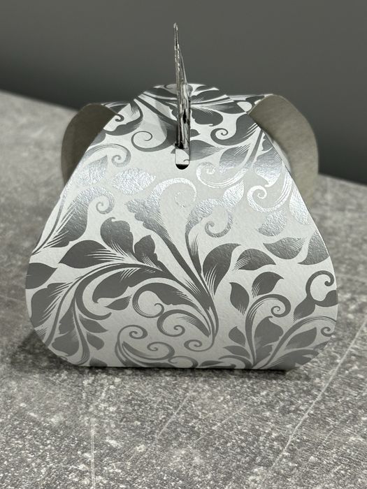 Бонбоньєрки для весільних солодощів