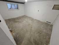 Magazyn, piwnica 50m2 centrum Piastowa kolo pkp
