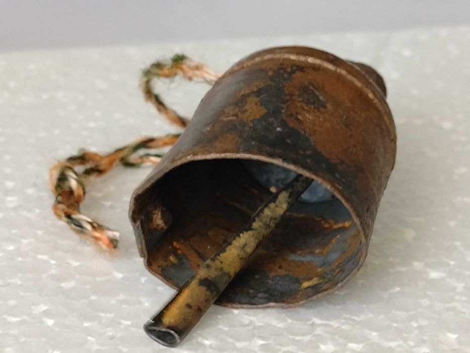 Dzwoneczek pasterski metalowy