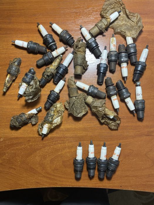 Свечи зажигания А10,А20Д1,А20Д-1,А17ДВ,А11-3,А10НТ1,ЗИЛ,новое,СССР