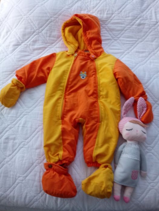 Sprzedam kombinezon zimowy, 6-9 m-cy, rozmiar 74