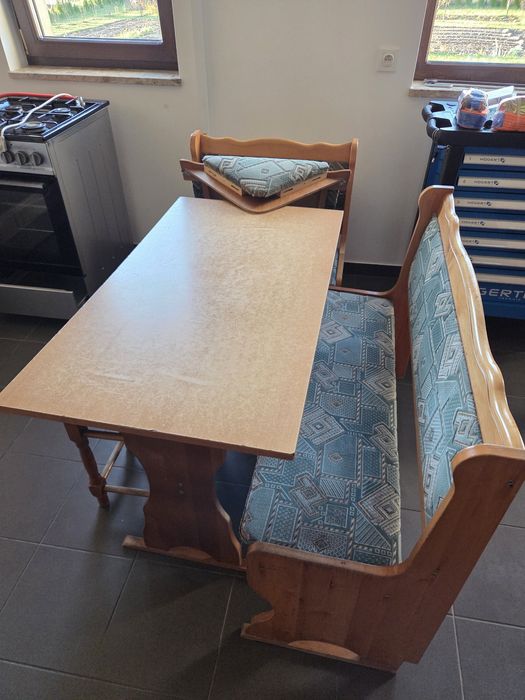 Meble kuchenne stół krzesła ława