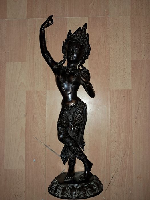 Vintage posążek MAYA DEVI