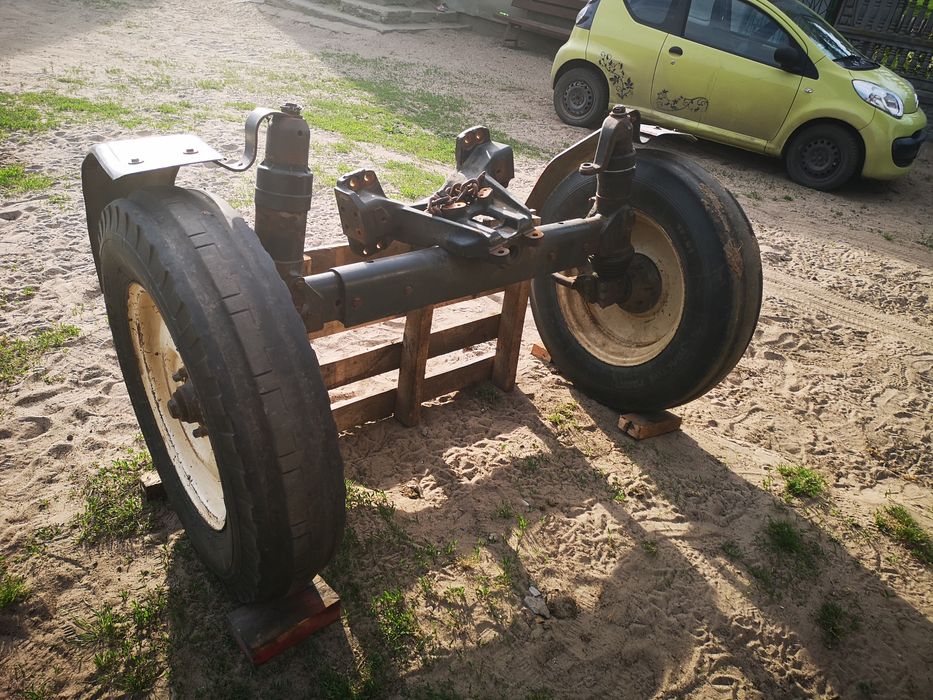 Zwrotnica resorowana zetor  mienka oś zetor 7211, 7711