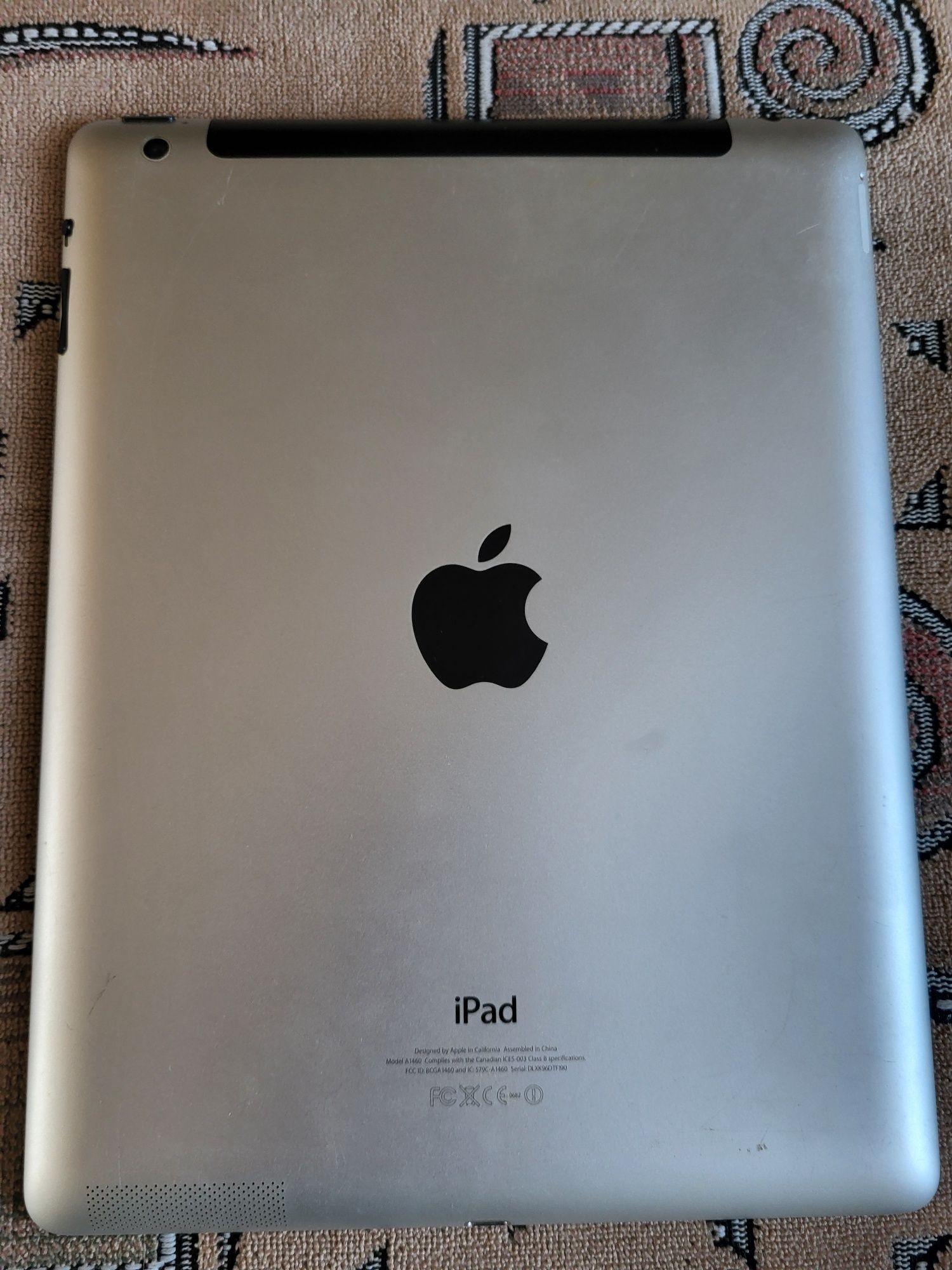 Продам iPad md525nf/a  16 гб