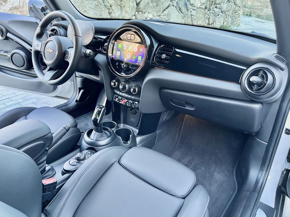Mini Cooper - 2023 - AUTO. Como novo!