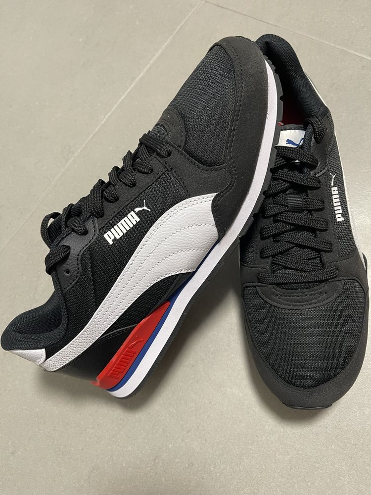 Sapatilhas/ ténis da marca PUMA originais tamanho 43 super leves.