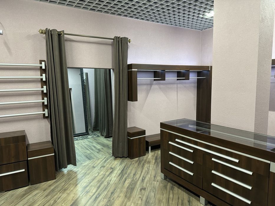 Продам или сдам в аренду торговое помещение (дейсвующий магазин) 80м2