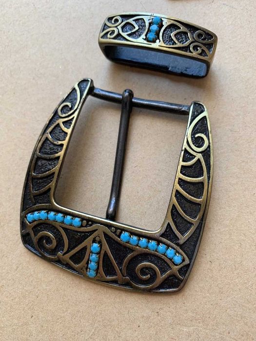 Пряжки металлические  пояс ремень