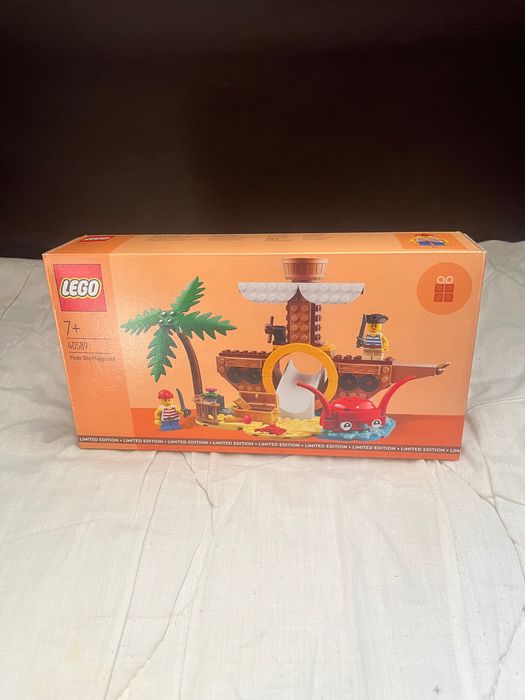 Lego 40589 Plac Zabawę ze statkiem pirackim