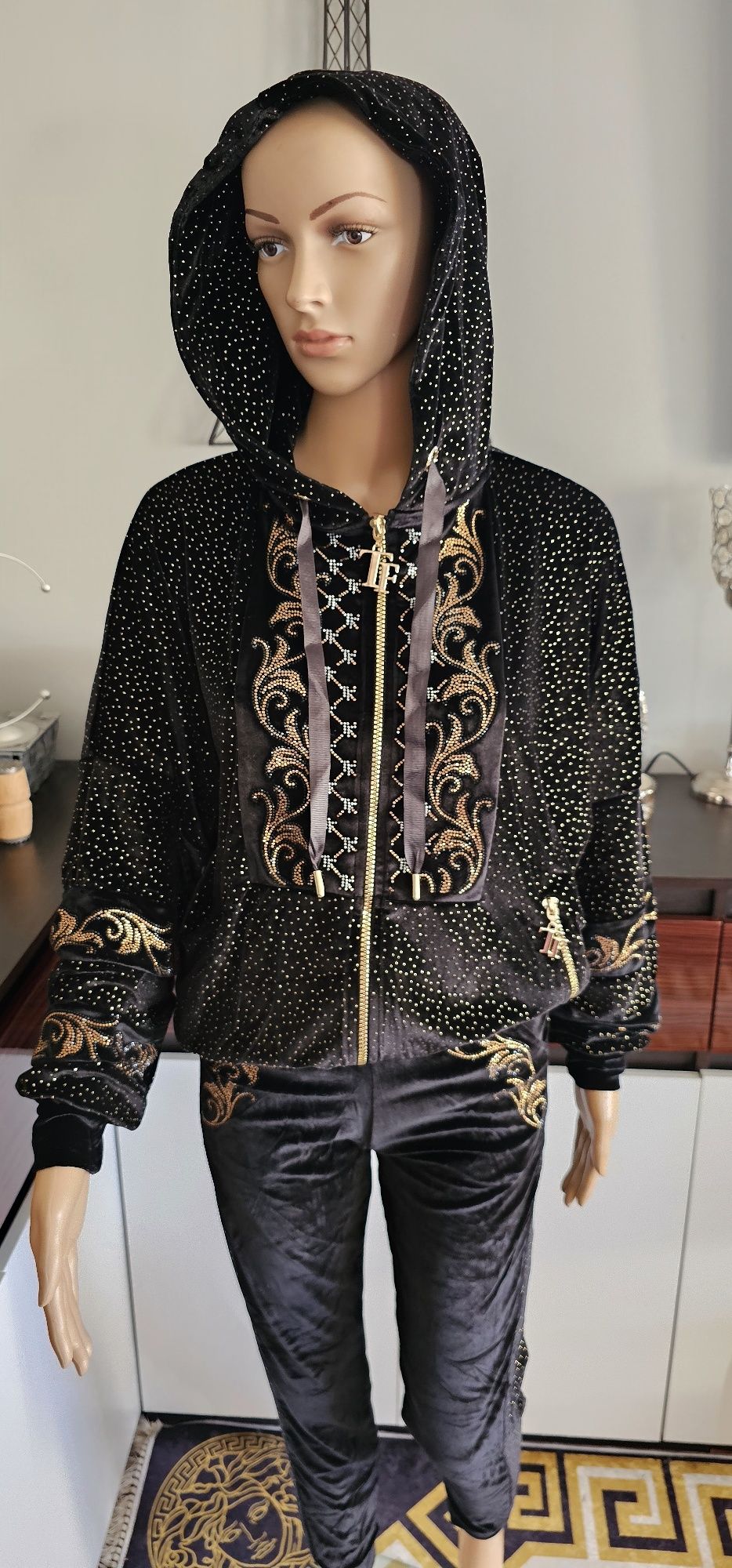 Dres welurowy Tatu