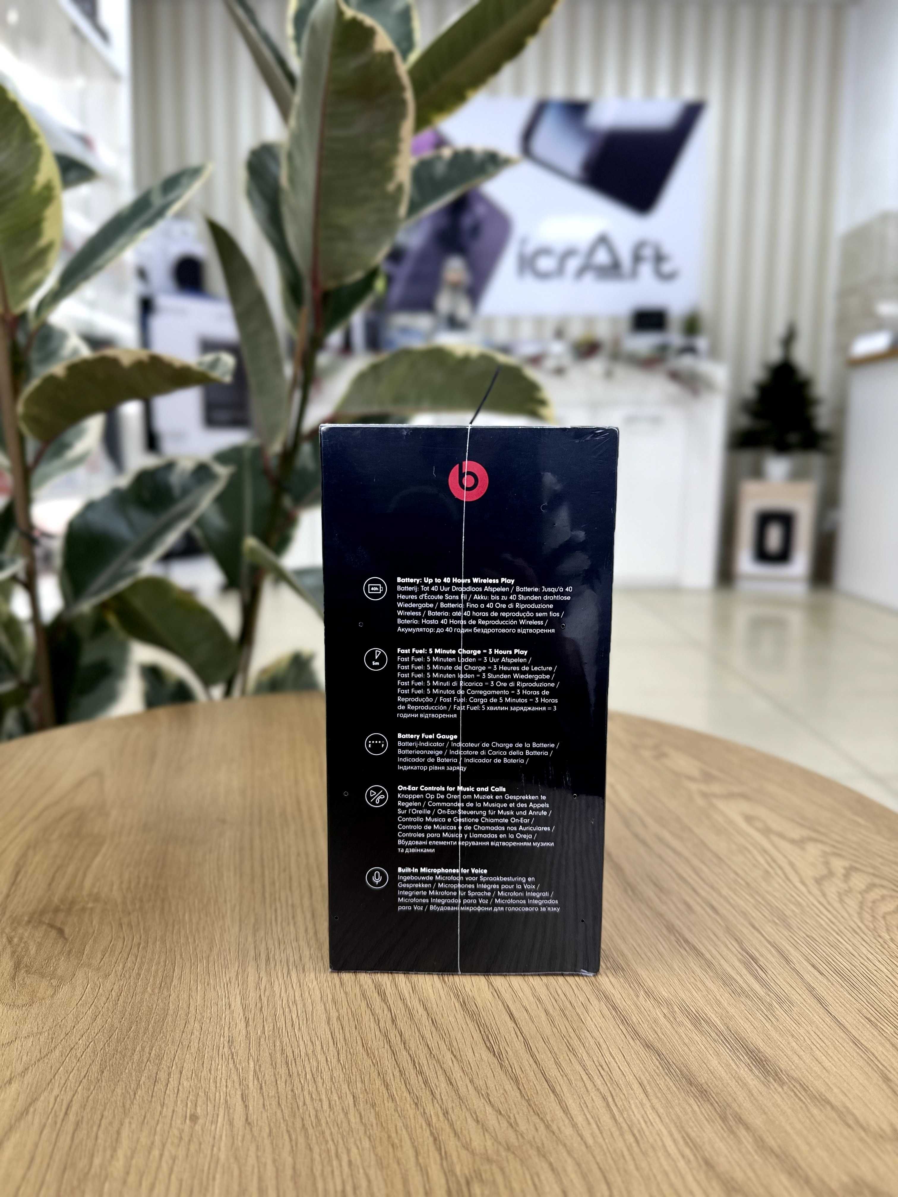 Навушники Beats by Dr. Dre Solo3 Wireless Gloss Black (MNEN2)