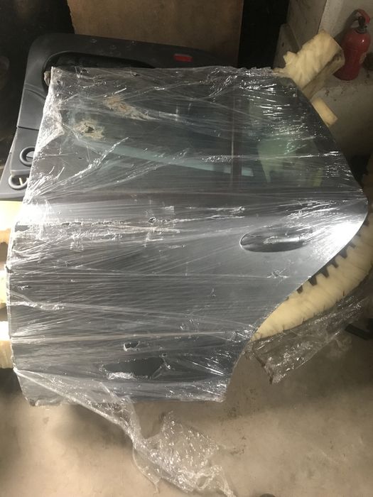 Мерседес W211 двері