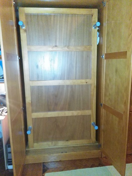 Mobília de Quarto com duas camas rebatíveis