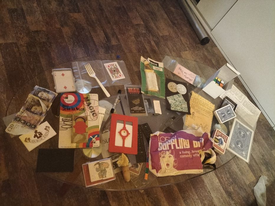 Atrybuty dla iluzjonisty iluzja mega z USA i Uk