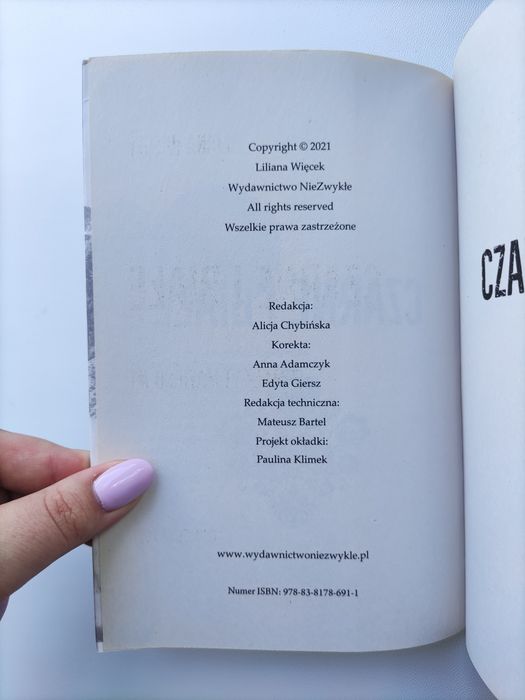 Czarne i białe - Liliana Więcek