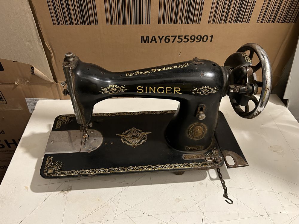 Máquina de costura Singer de 1956 para restauro