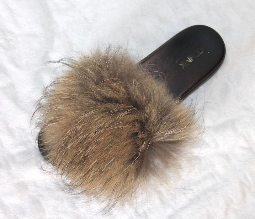 OCHNIK klapki skóra skórzane futerko futro jenota 39 czarne