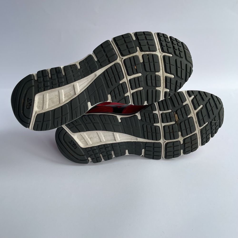 Mizuno Synchro MX